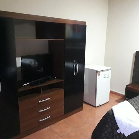 Residencia Leones De Castilla Asunción Eksteriør bilde