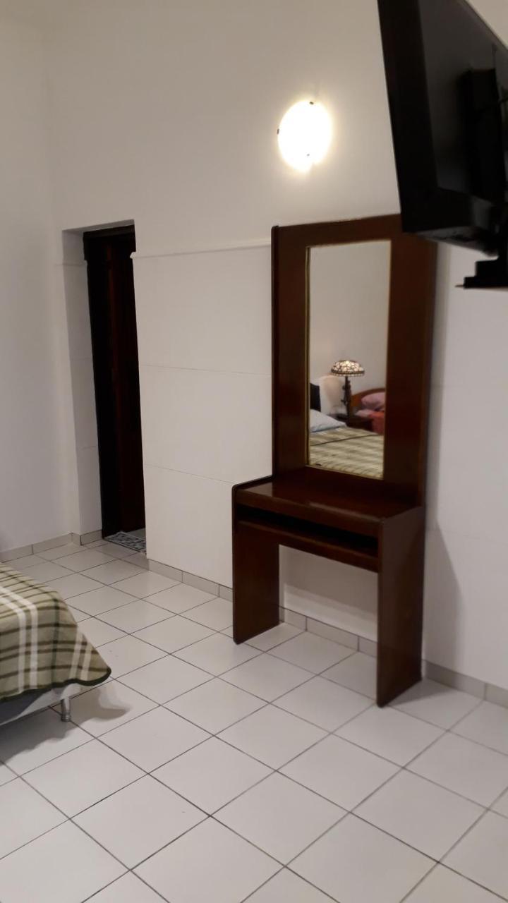 Residencia Leones De Castilla Asunción Eksteriør bilde
